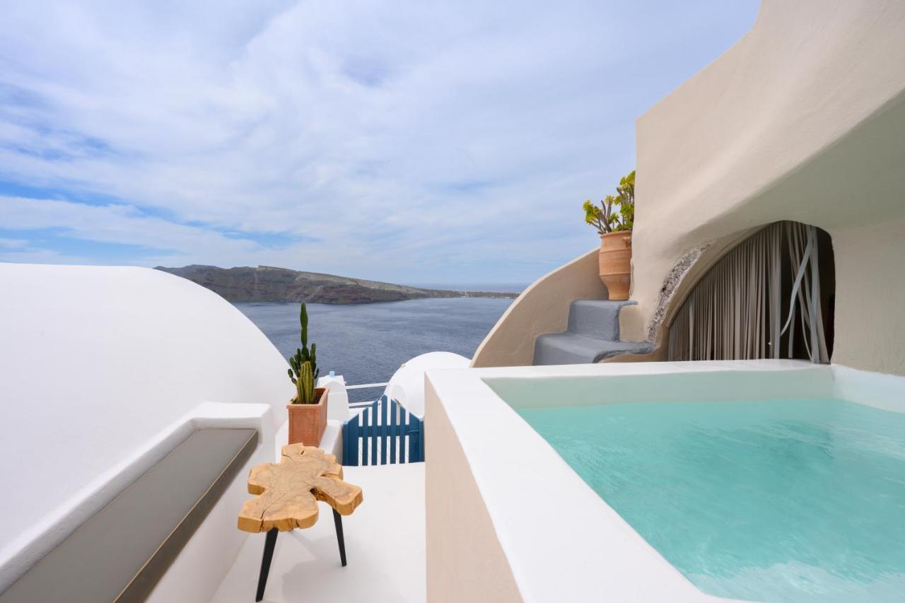 SUPERIOR VILLA WITH HOT JETTED TUB & SUNSET VIEW